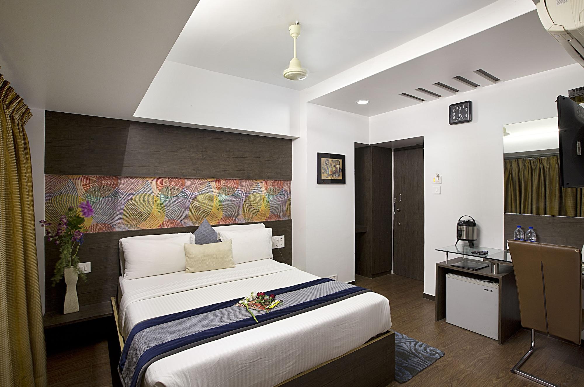 Hotel Planet Residency Mumbai Bagian luar foto