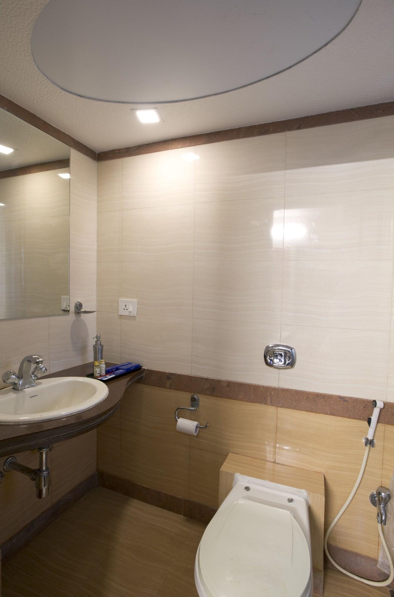 Hotel Planet Residency Mumbai Bagian luar foto