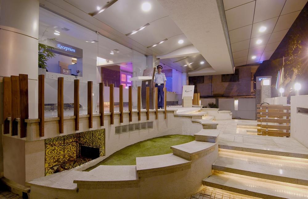 Hotel Planet Residency Mumbai Bagian luar foto
