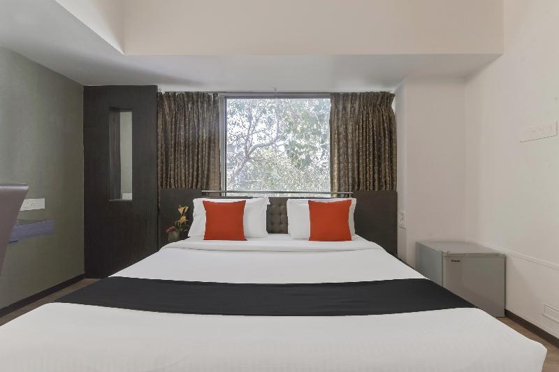 Hotel Planet Residency Mumbai Bagian luar foto